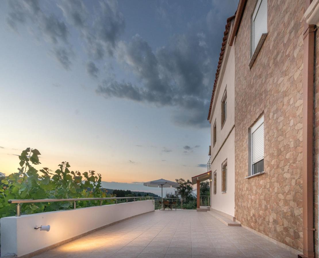 Вилла Olea Stone House Near The Sea Notos Экстерьер фото