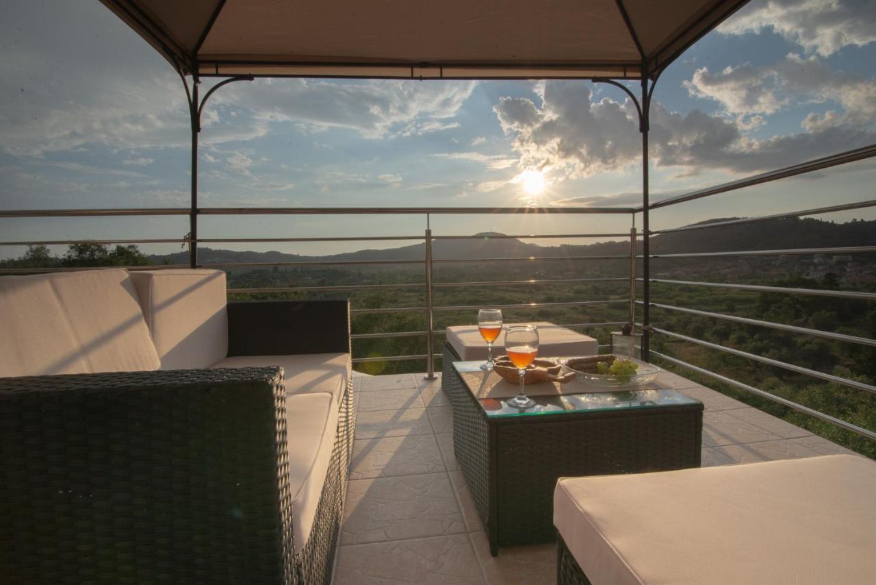 Вилла Olea Stone House Near The Sea Notos Экстерьер фото