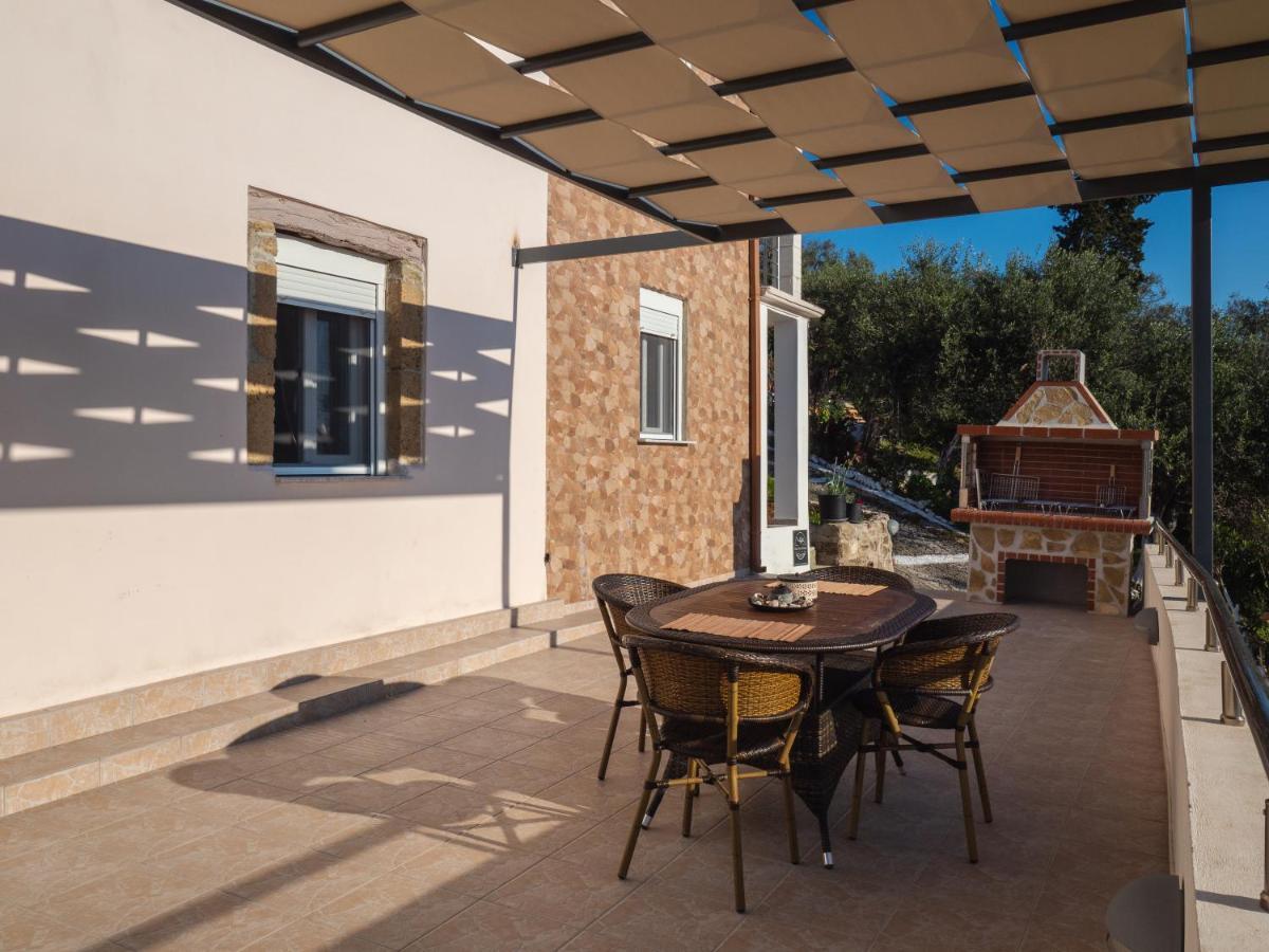 Вилла Olea Stone House Near The Sea Notos Экстерьер фото